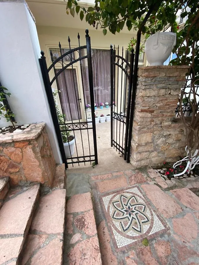 Apartamente Berti'S Garden Sarandë 알바니아