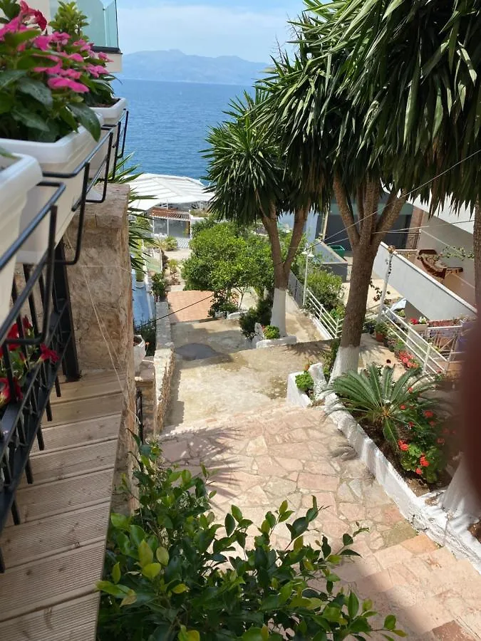 아파트 Apartamente Berti'S Garden Sarandë 알바니아