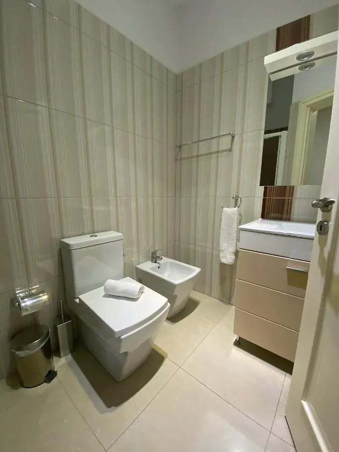Apartamente Berti`s Garden Sarandë