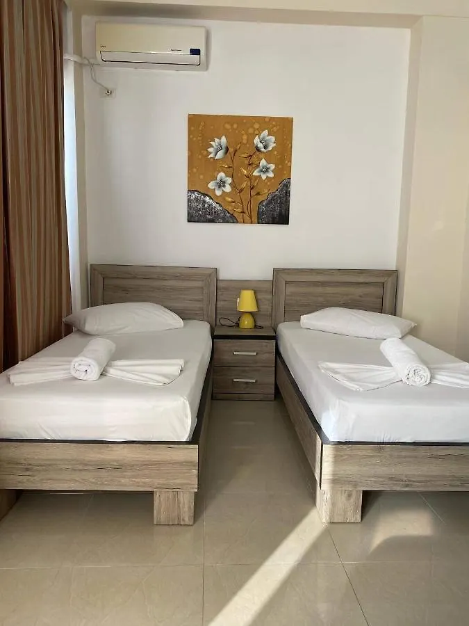 דירה סרנדה Apartamente Berti'S Garden