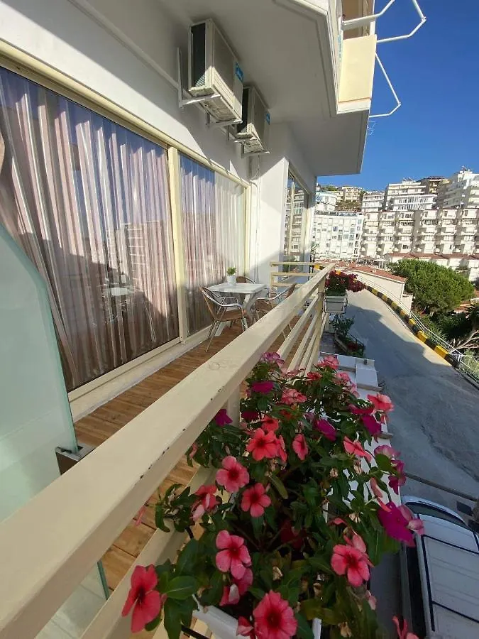 Appartamento Apartamente Berti`s Garden Sarandë Albania