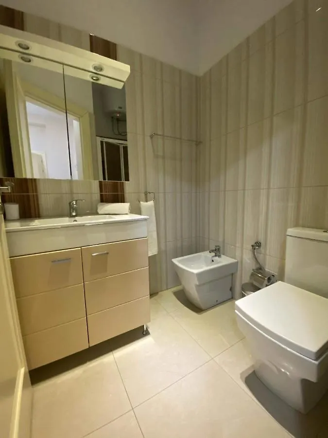 סרנדה Apartamente Berti'S Garden